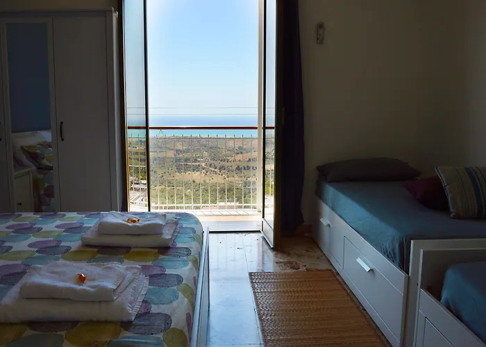 Miravalle Bed & Breakfast 4*