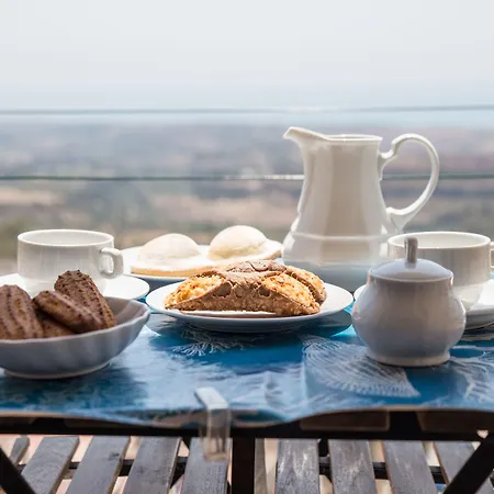 Miravalle Bed & Breakfast