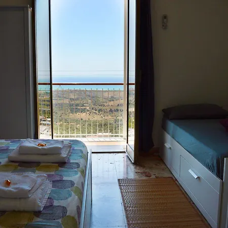 Miravalle Bed & Breakfast 4*